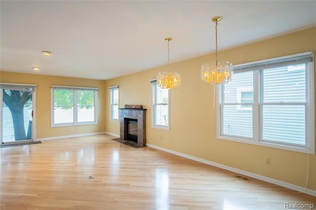 Builiding view four for 4333 Hunters, Highland, MI. 48356