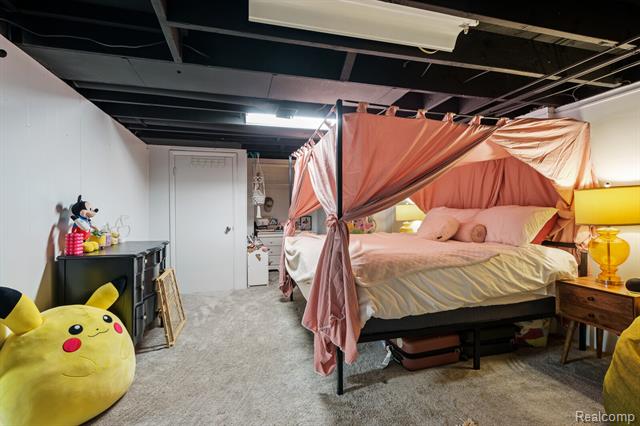 Builiding view twenty five for 6333 Harriet, Waterford, MI. 48327