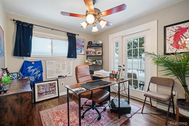 Builiding view twenty for 6333 Harriet, Waterford, MI. 48327