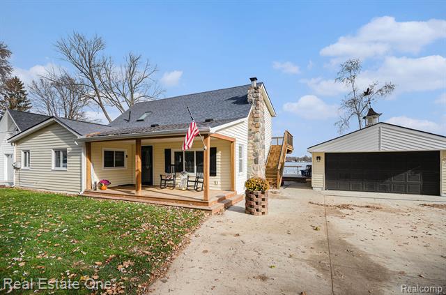 Builiding view four for 3802 Highland, Highland, MI. 48356