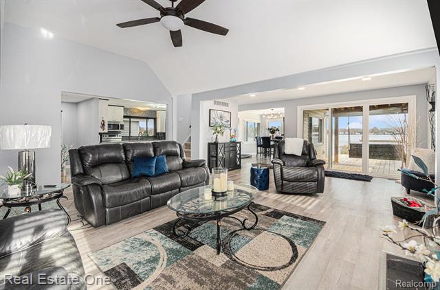 Builiding view seven for 3802 Highland, Highland, MI. 48356