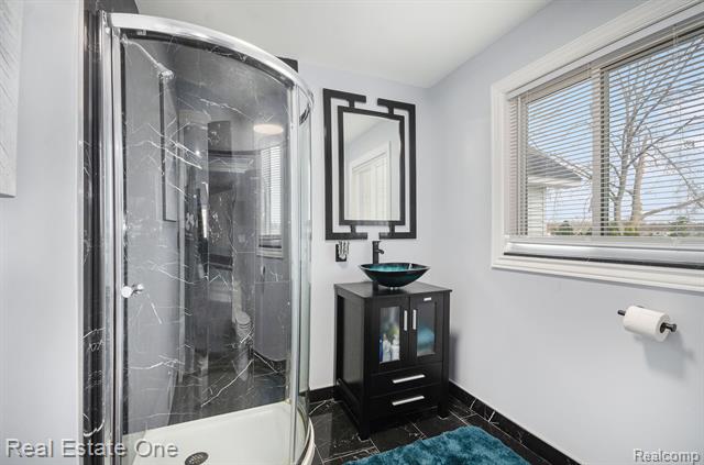 Builiding view sixteen for 3802 Highland, Highland, MI. 48356