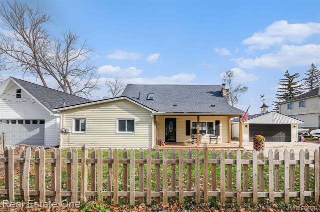 Builiding view two for 3802 Highland, Highland, MI. 48356