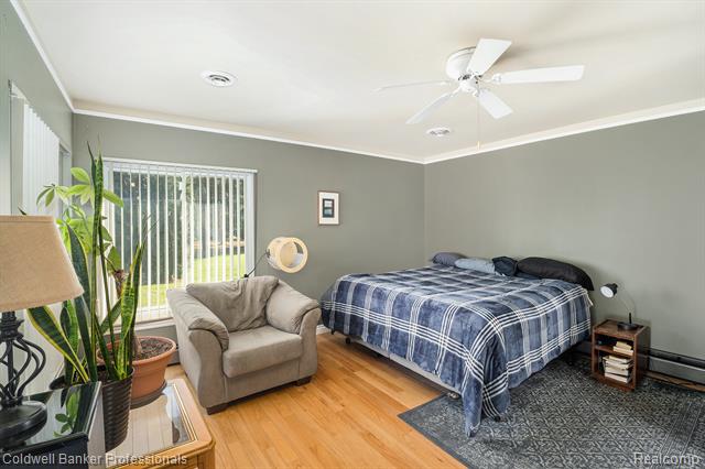 Builiding view twenty one for 3972 Chevron, Highland, MI. 48356