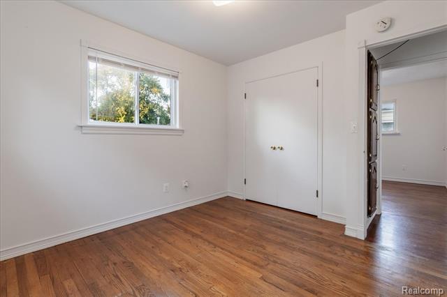 Builiding view eight for 37 E Brooklyn, Pontiac, MI. 48340