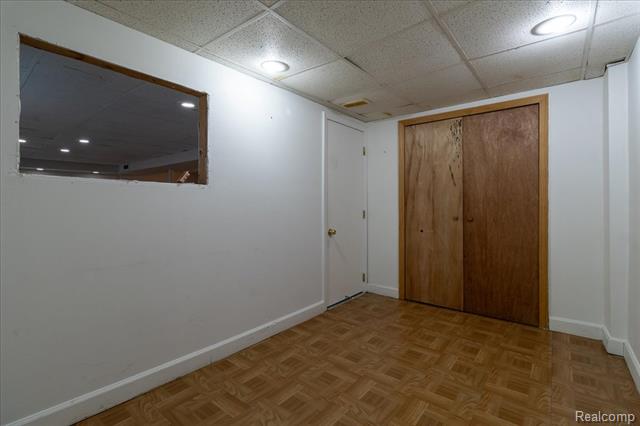 Builiding view sixteen for 37 E Brooklyn, Pontiac, MI. 48340