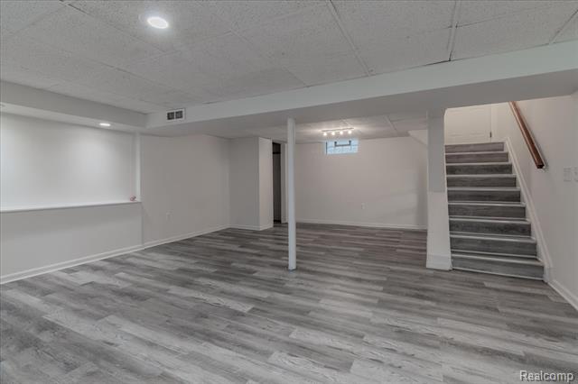 Builiding view thirteen for 37 E Brooklyn, Pontiac, MI. 48340