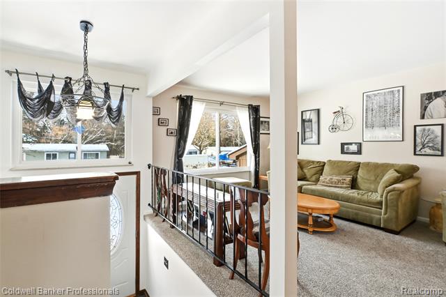 Builiding view four for 4904 Lake Grove, White Lake, MI. 48383