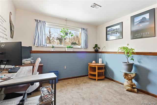 Builiding view twenty three for 4904 Lake Grove, White Lake, MI. 48383