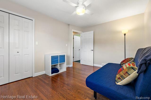 Builiding view twelve for 2831 Silverstone, Waterford, MI. 48329