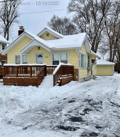 Builiding view one for 4266 Linda, Waterford, MI. 48329