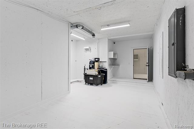 Builiding view fifty eight for 5950 Carscadden Way, Highland, MI. 48357