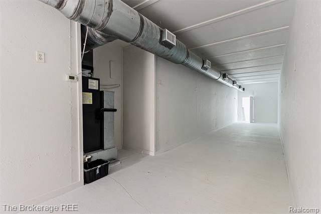 Builiding view fifty nine for 5950 Carscadden Way, Highland, MI. 48357