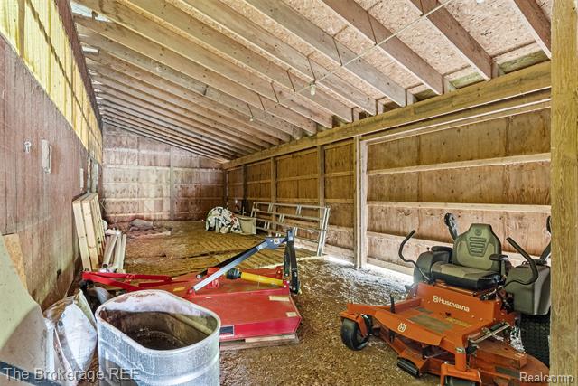 Builiding view sixty six for 5950 Carscadden Way, Highland, MI. 48357