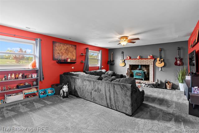 Builiding view thirty three for 5950 Carscadden Way, Highland, MI. 48357