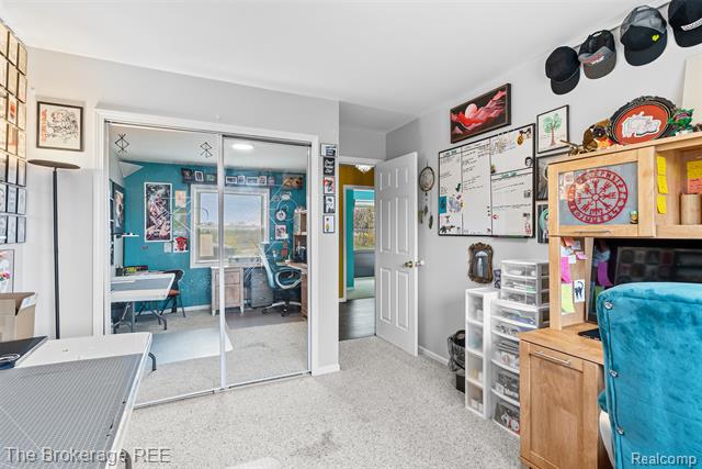 Builiding view twenty nine for 5950 Carscadden Way, Highland, MI. 48357