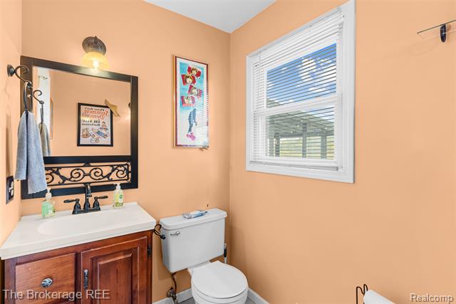 Builiding view twenty for 5950 Carscadden Way, Highland, MI. 48357