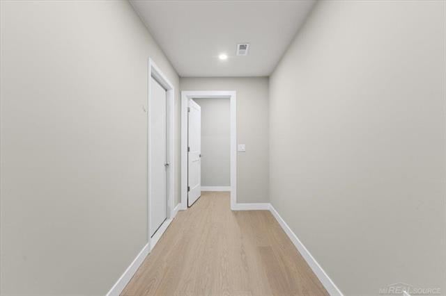 Builiding view twenty three for 3460 Clayton, Waterford, MI. 48329