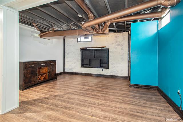 Builiding view twenty five for 4018 Quillen, Waterford, MI. 48329