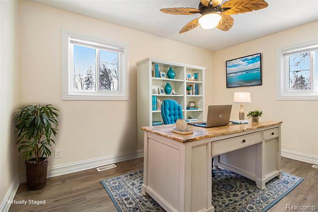 Builiding view twenty for 4018 Quillen, Waterford, MI. 48329