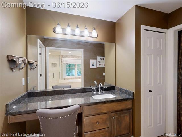 Builiding view forty six for 1364 Kentfield, Rochester, MI. 48307