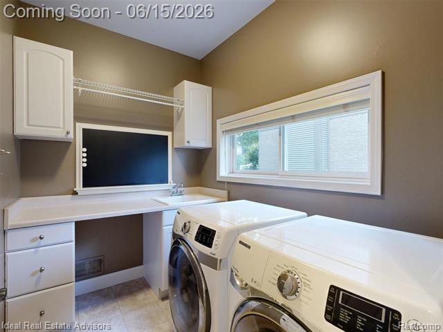 Builiding view thirty six for 1364 Kentfield, Rochester, MI. 48307