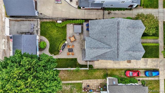 Builiding view forty five for 142 Griggs, Rochester, MI. 48307