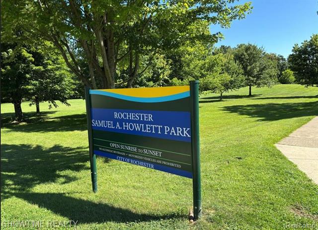 Builiding view forty one for 334 Romeo, Rochester, MI. 48307