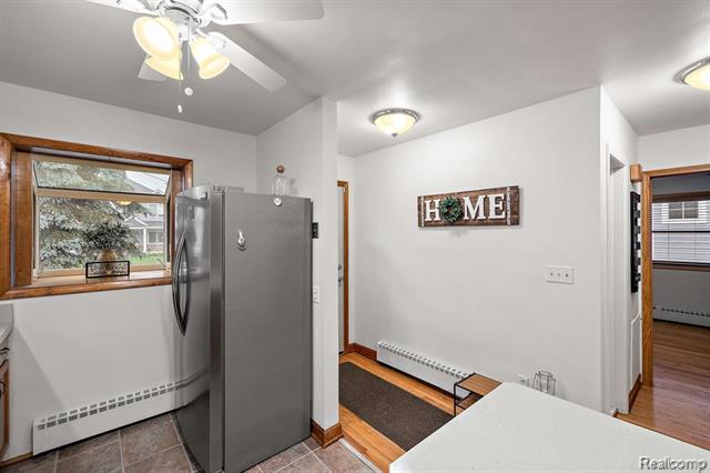 Builiding view eight for 836 Miller, Rochester, MI. 48307