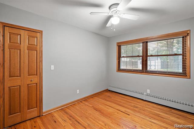 Builiding view eighteen for 836 Miller, Rochester, MI. 48307