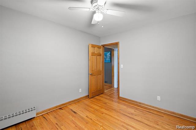 Builiding view nineteen for 836 Miller, Rochester, MI. 48307