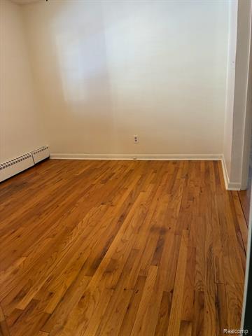 Builiding view twenty six for 836 Miller, Rochester, MI. 48307