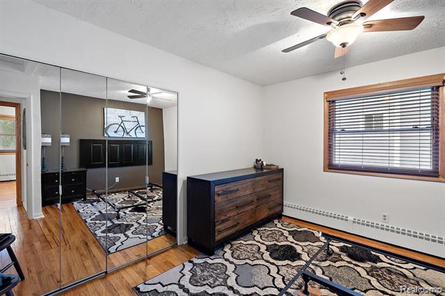 Builiding view twenty for 836 Miller, Rochester, MI. 48307