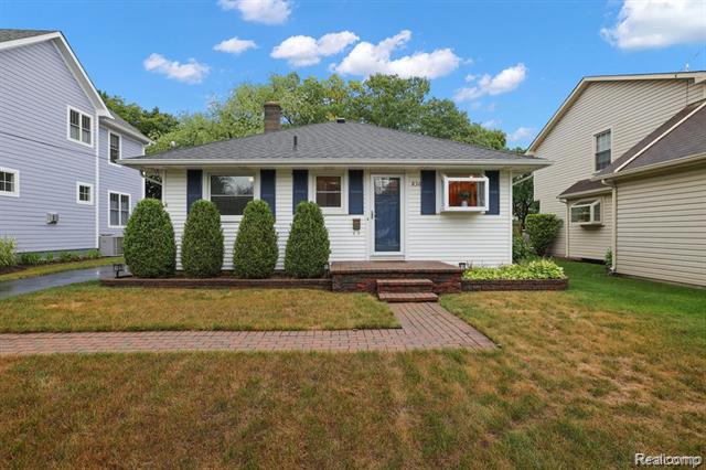 front view for 836 Miller Ave, Rochester, Mi. 48307