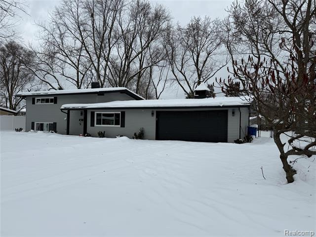 Builiding view one for 3568 Warringham, Waterford, MI. 48329