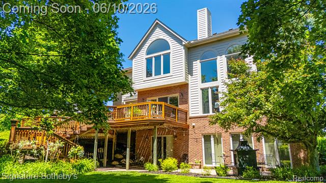Builiding view thirty two for 602 Appoline, Rochester, MI. 48307