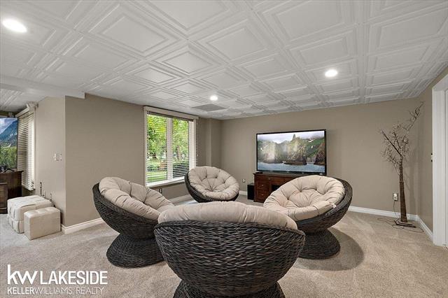 Builiding view eighty eight for 1387 Pebble Ridge, Rochester, MI. 48307