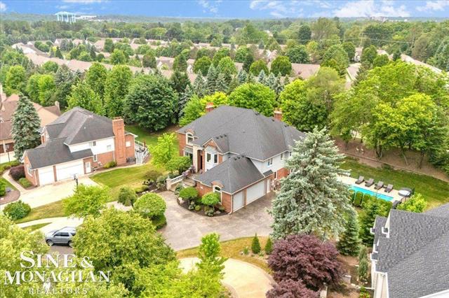 Builiding view eighty three for 1289 Creek Pointe, Rochester, MI. 48307