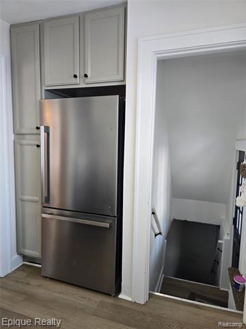 Builiding view fourteen for 6080 Northrup, Waterford, MI. 48329