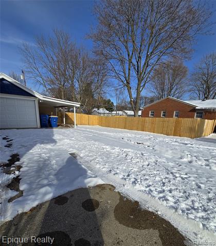 Builiding view twenty six for 6080 Northrup, Waterford, MI. 48329