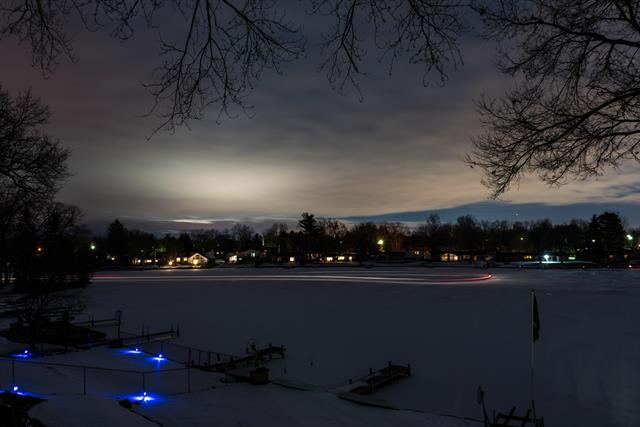 Builiding view fifty six for 3984 Lamont, Waterford, MI. 48329