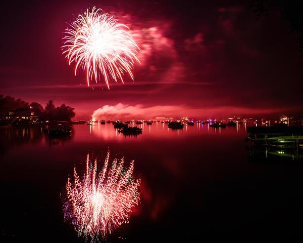 Builiding view forty eight for 3984 Lamont, Waterford, MI. 48329