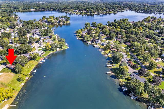 Builiding view forty two for 3984 Lamont, Waterford, MI. 48329