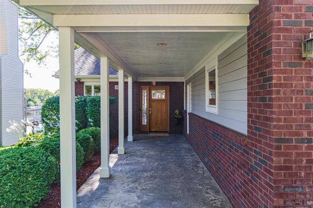 Builiding view four for 3984 Lamont, Waterford, MI. 48329