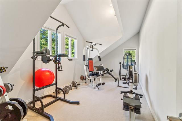 Builiding view thirty three for 3984 Lamont, Waterford, MI. 48329