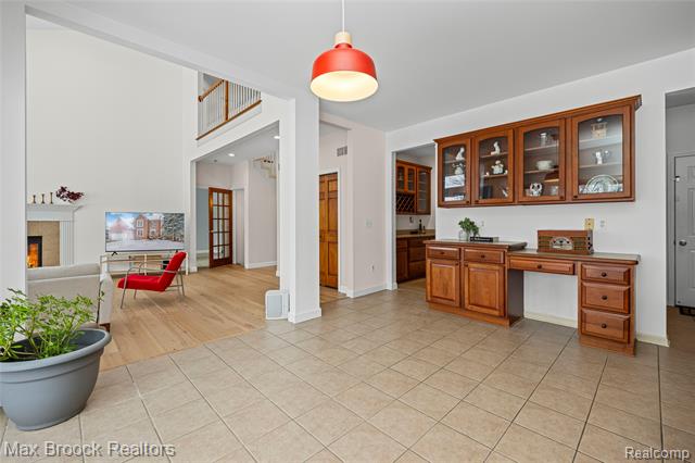 Builiding view eleven for 1205 Tulberry, Rochester, MI. 48306