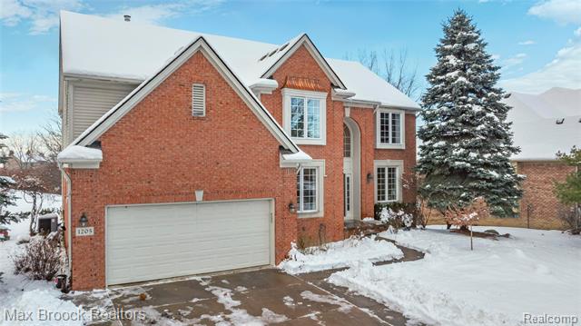 Builiding view fifty four for 1205 Tulberry, Rochester, MI. 48306