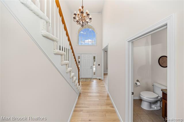 Builiding view five for 1205 Tulberry, Rochester, MI. 48306