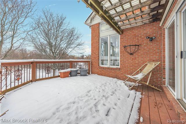 Builiding view sixty two for 1205 Tulberry, Rochester, MI. 48306