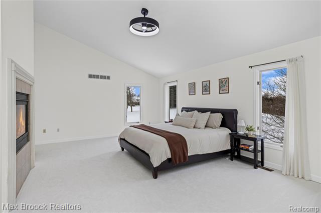 Builiding view thirty two for 1205 Tulberry, Rochester, MI. 48306